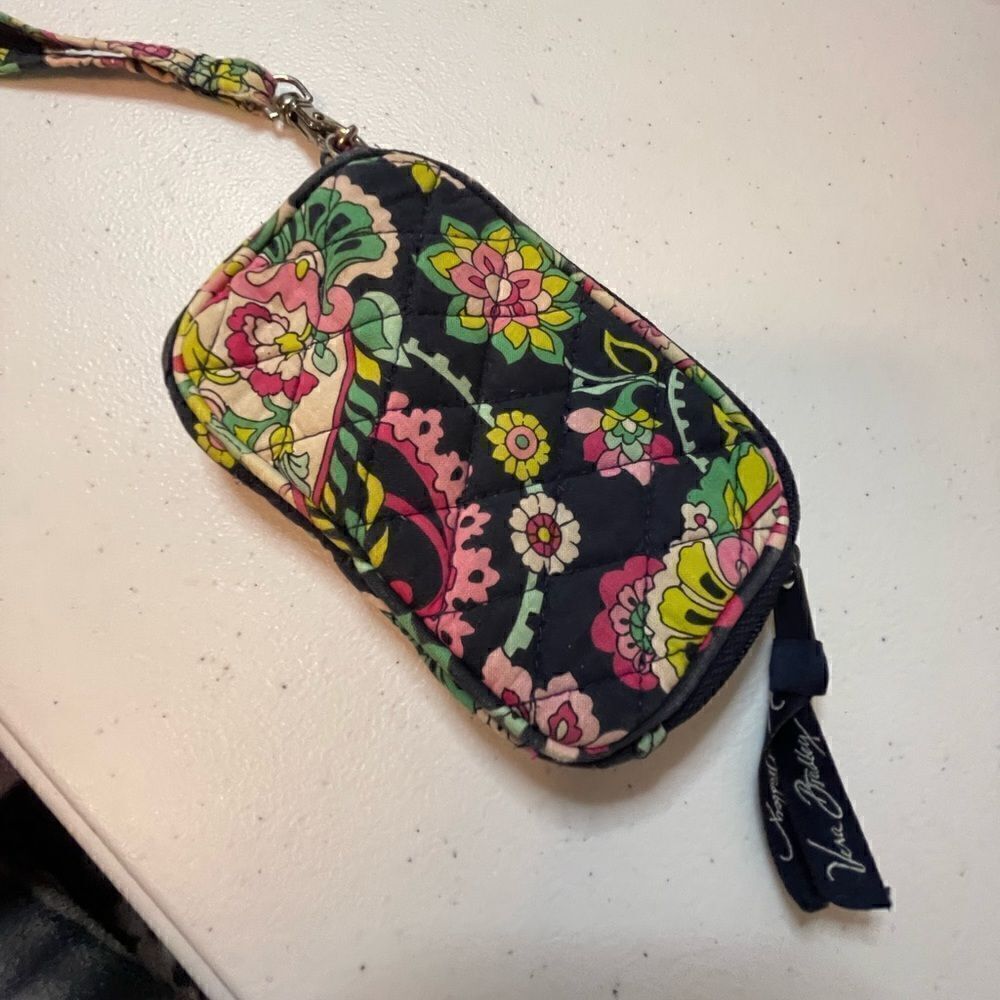 Black floral vintage Vera bradley wristlet